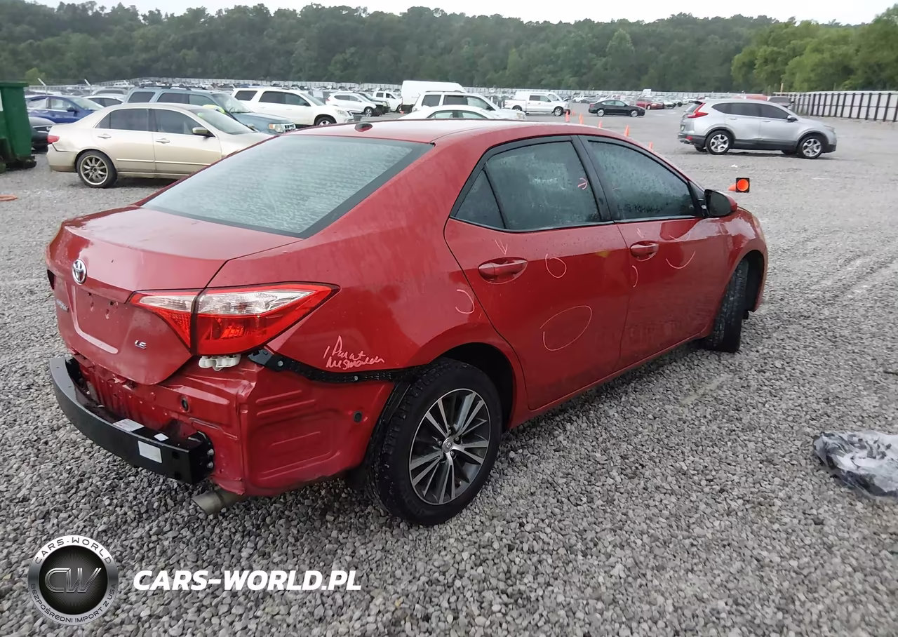2018 Toyota Corolla Le VIN:2T1BURHE3JC041568 - 4