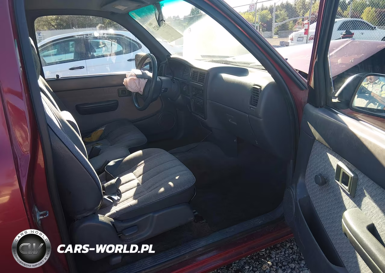 1997 Toyota Tacoma VIN:4TAVL52N0VZ315575 - 17