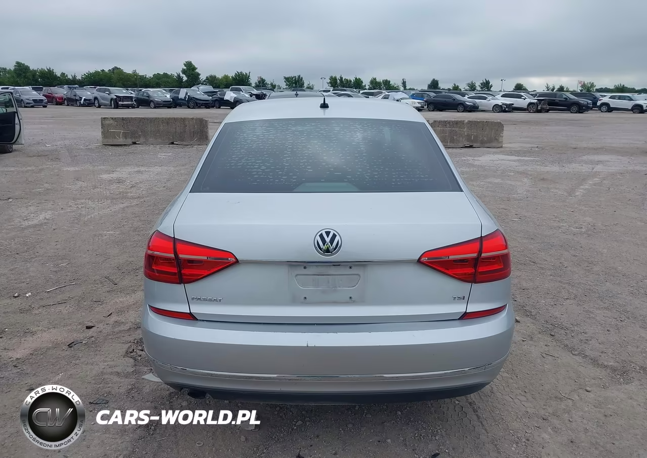 2016 Volkswagen Passat 1.8T S VIN:1VWAS7A38GC027727 - 17