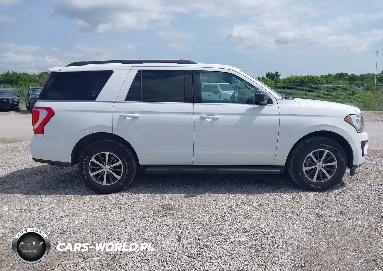 2018 Ford Expedition Xl VIN:1FMJU1GTXJEA50791 - 13