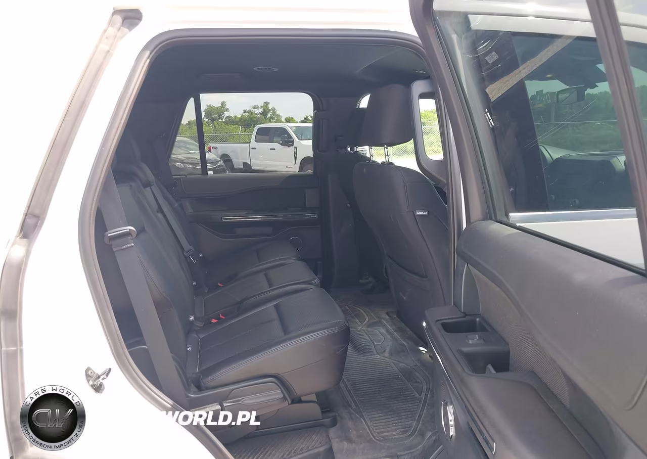 2018 Ford Expedition Xl VIN:1FMJU1GTXJEA50791 - 8