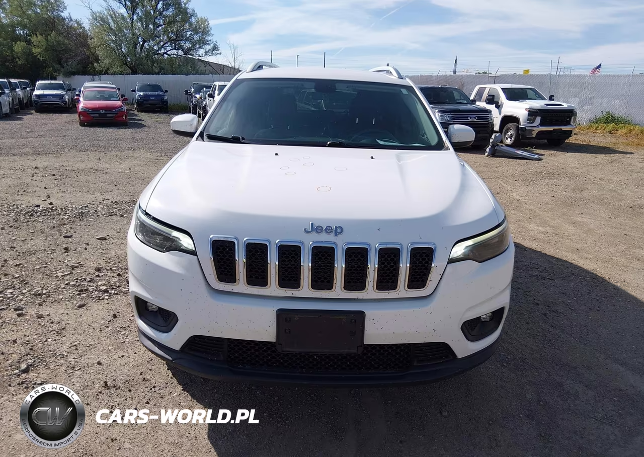 2019 Jeep Cherokee Latitude 4X4 VIN:1C4PJMCBXKD444935 - 12