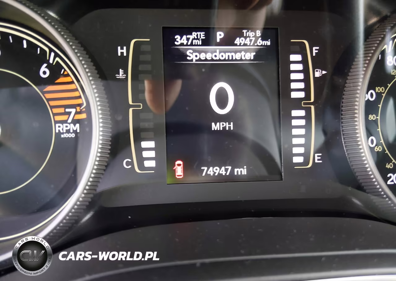 2019 Jeep Cherokee Latitude 4X4 VIN:1C4PJMCBXKD444935 - 15