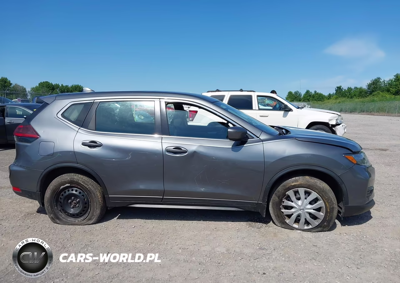 2019 Nissan Rogue S VIN:5N1AT2MVXKC743159 - 14