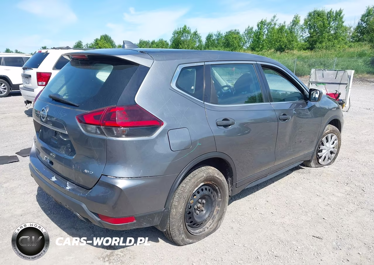 2019 Nissan Rogue S VIN:5N1AT2MVXKC743159 - 4