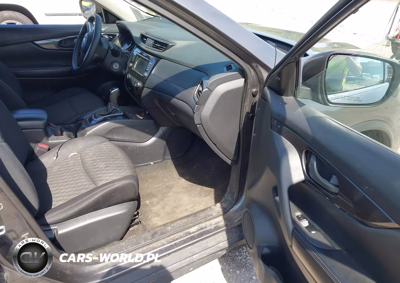 2019 Nissan Rogue S VIN:5N1AT2MVXKC743159 - 5