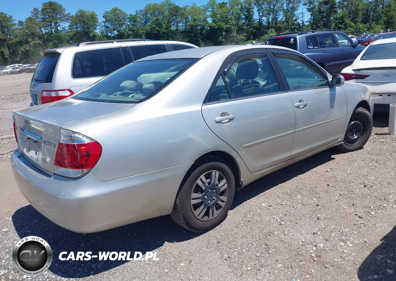 2005 Toyota Camry Le VIN:4T1BE30K65U077657 - 4