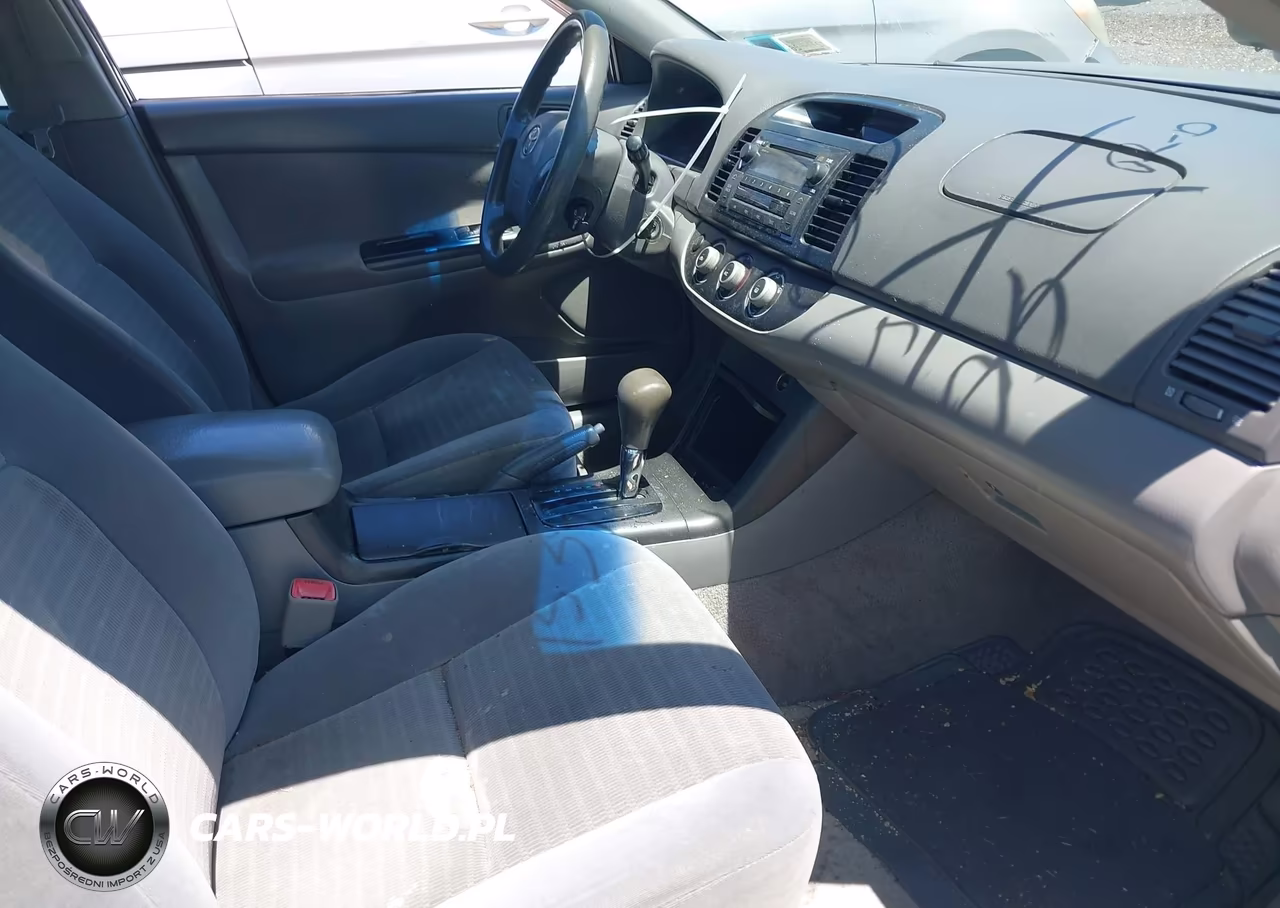 2005 Toyota Camry Le VIN:4T1BE30K65U077657 - 5