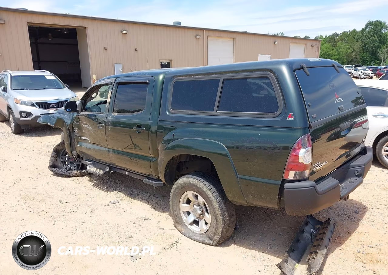 2013 Toyota Tacoma Base V6 VIN:5TFLU4EN5DX061659 - 3