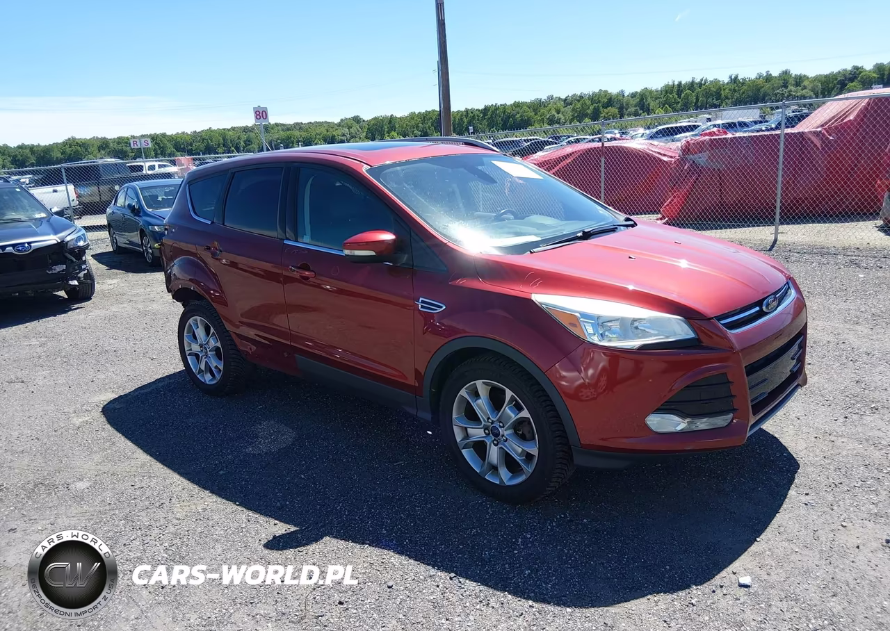 2015 Ford Escape Titanium – zdjęcie 1 z 17