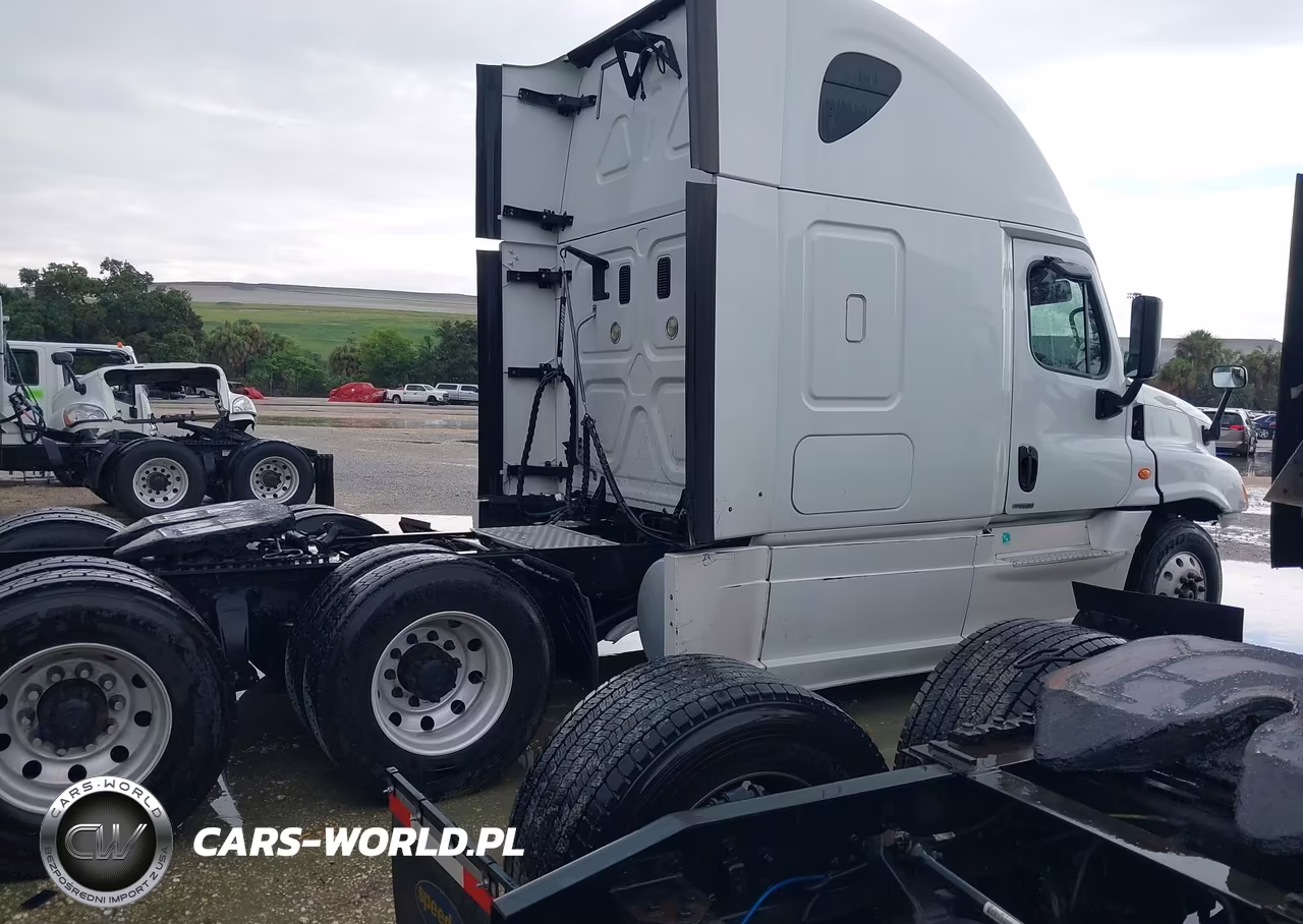 2017 Freightliner Cascadia 125 VIN:3AKJGLDR5HSHJ4226 - 13