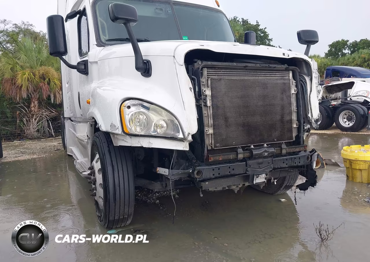 2017 Freightliner Cascadia 125 VIN:3AKJGLDR5HSHJ4226 - 16