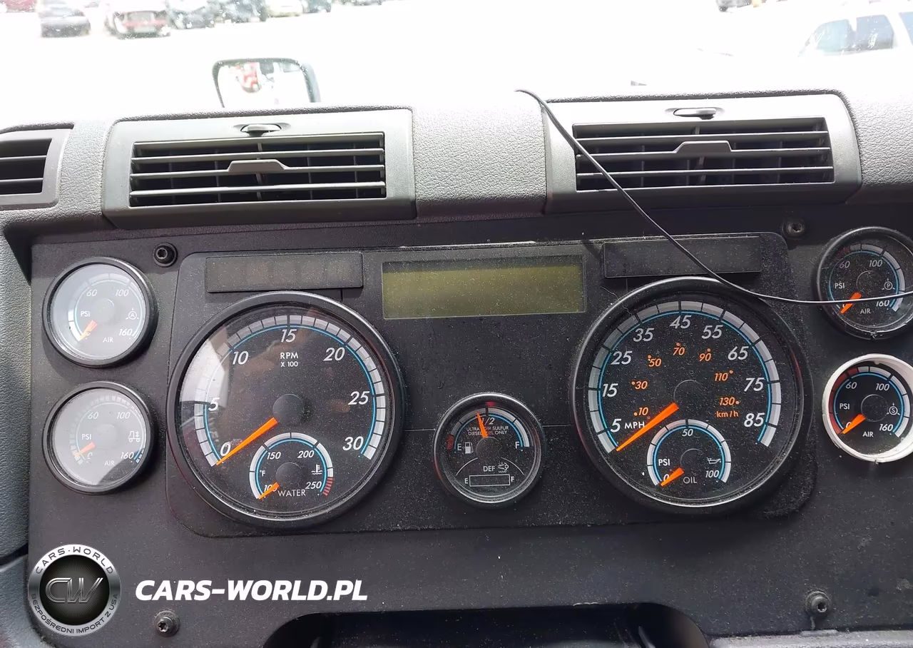2017 Freightliner Cascadia 125 VIN:3AKJGLDR5HSHJ4226 - 5