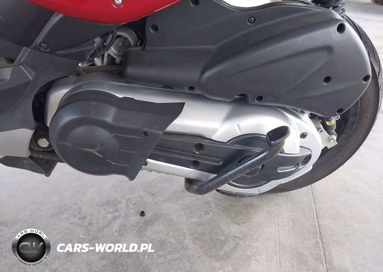 2009 Piaggio Mp3 500 VIN:ZAPM610X495001914 - 9