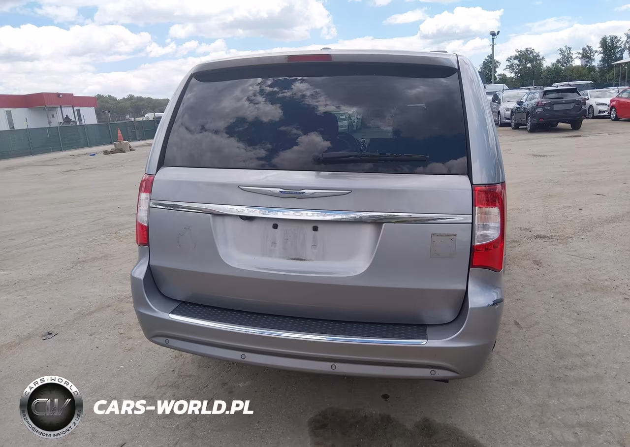 2015 Chrysler Town & Country Touring-L VIN:2C4RC1CG7FR727650 - 16