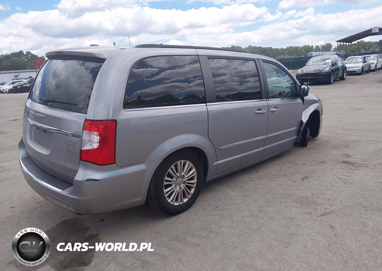 2015 Chrysler Town & Country Touring-L VIN:2C4RC1CG7FR727650 - 4