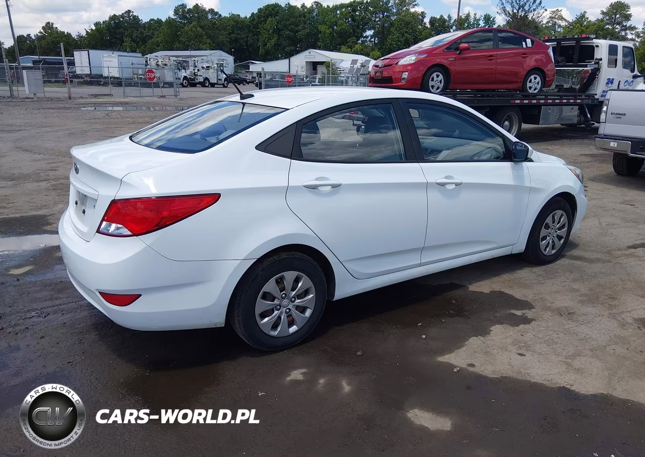 2016 Hyundai Accent Se VIN:KMHCT4AE4GU971362 - 4