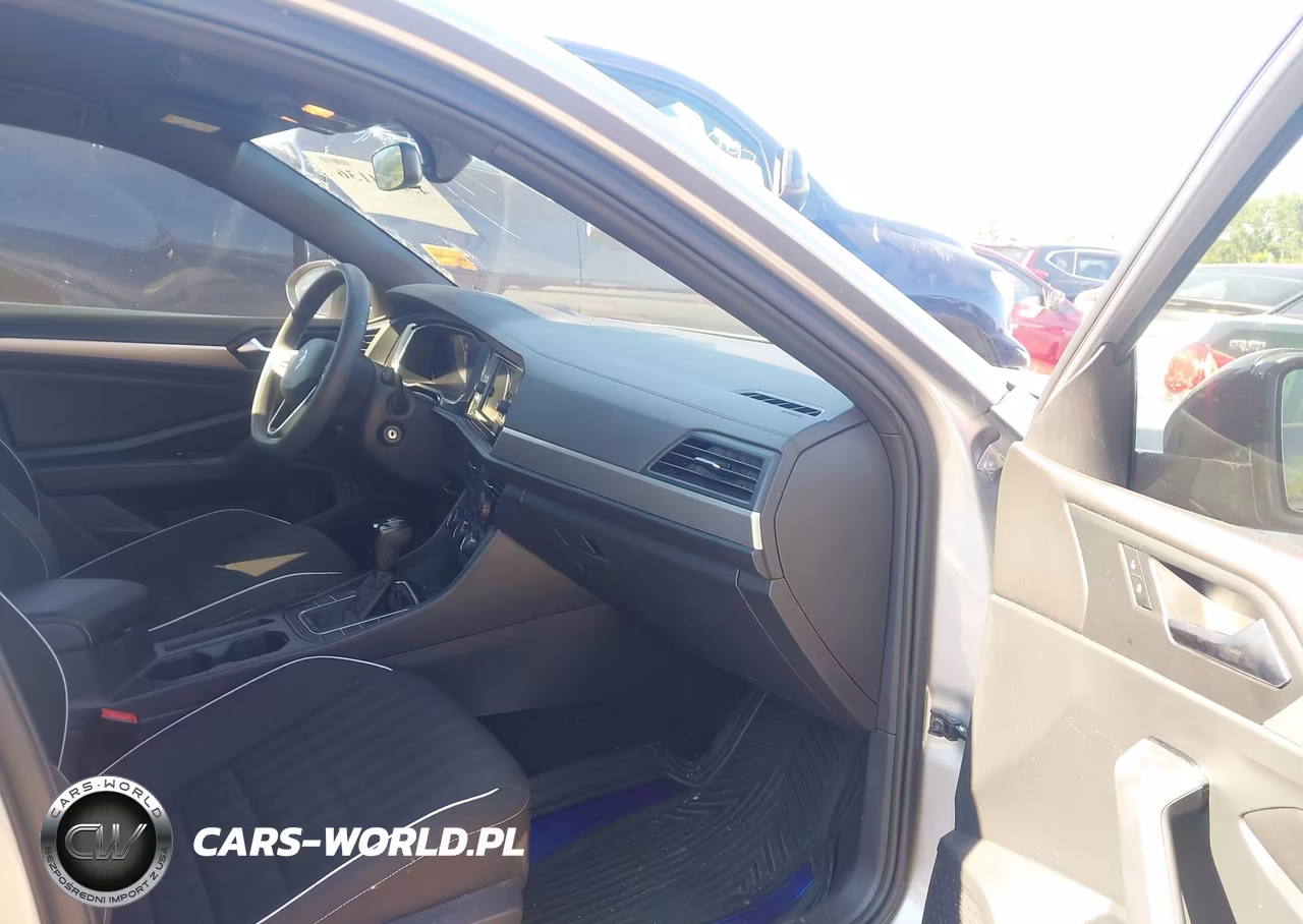 2023 Volkswagen Jetta 1.5T Sport VIN:3VWBM7BU1PM034572 - 5