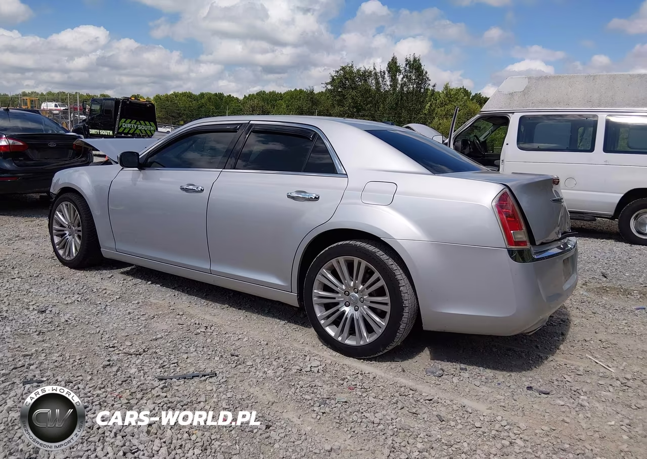 2011 Chrysler 300 Limited VIN:2C3CA5CGXBH613844 - 3