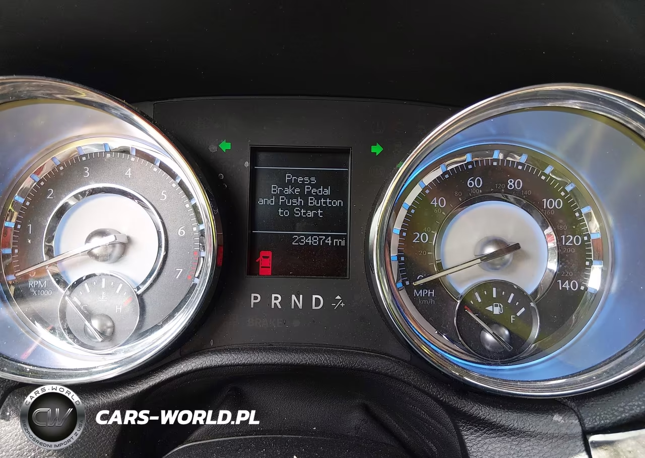 2011 Chrysler 300 Limited VIN:2C3CA5CGXBH613844 - 7