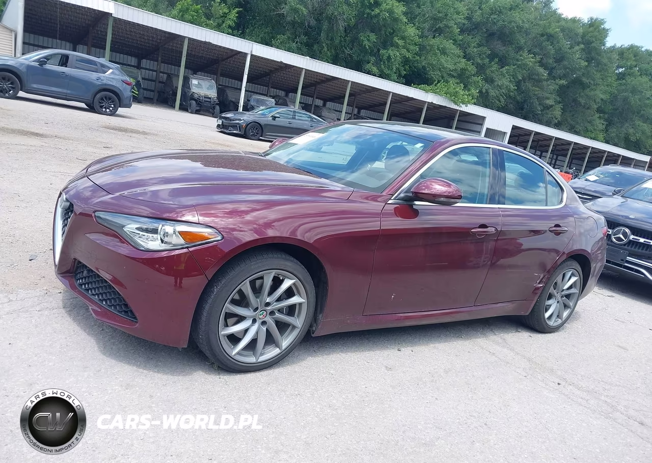 2017 Alfa Romeo Giulia Ti Awd VIN:ZARFAEEN9H7558012 - 14