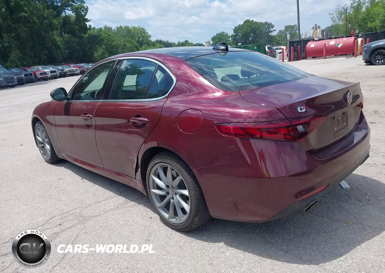 2017 Alfa Romeo Giulia Ti Awd VIN:ZARFAEEN9H7558012 - 3