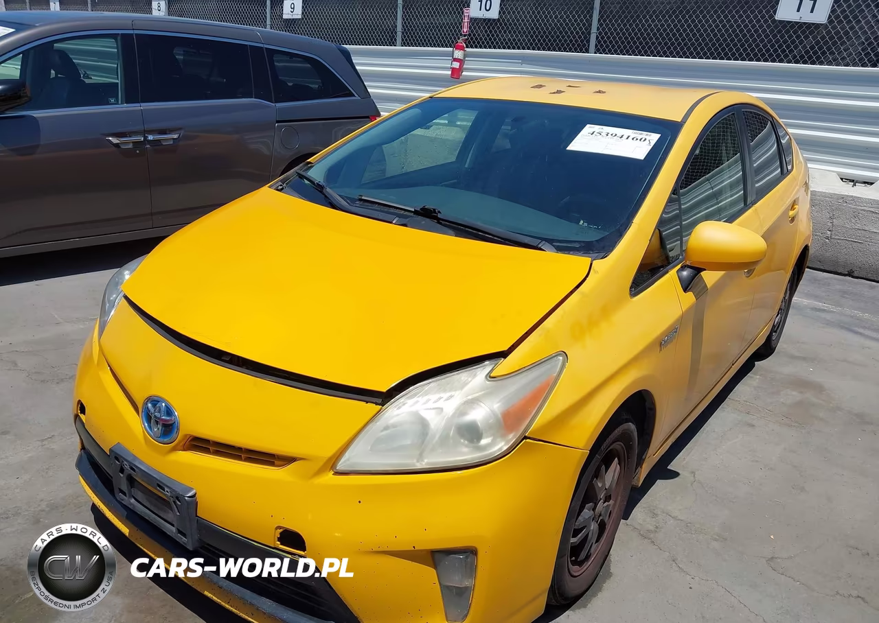 2014 Toyota Prius Three VIN:JTDKN3DU8E1768397 - 6