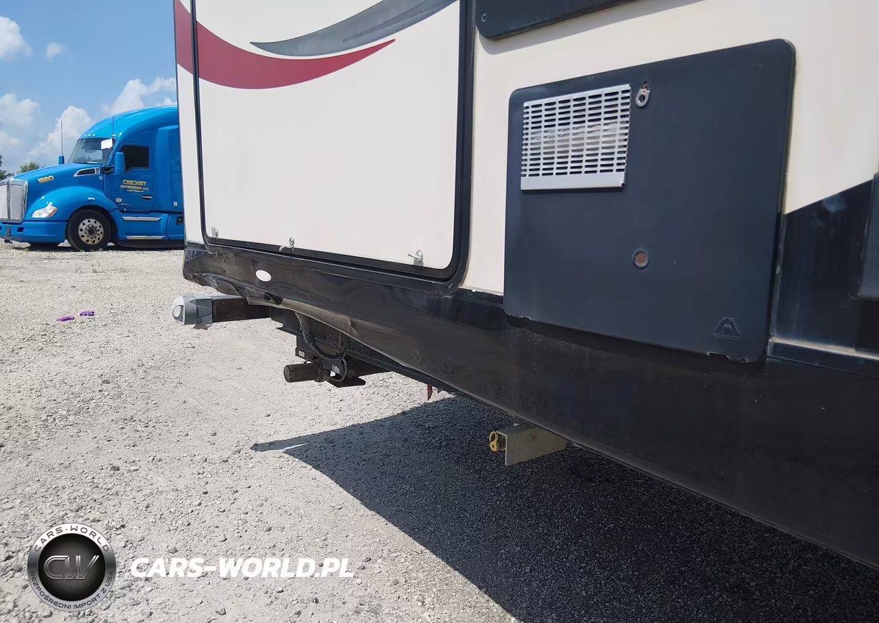 2015 Winnebago Other VIN:54CA11321F1E11224 - 14