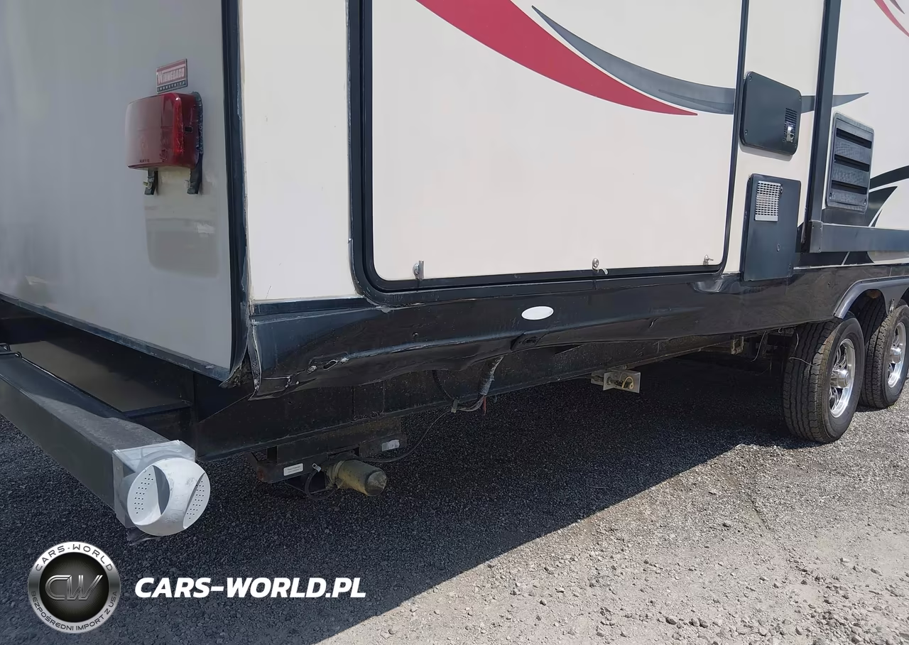 2015 Winnebago Other VIN:54CA11321F1E11224 - 15