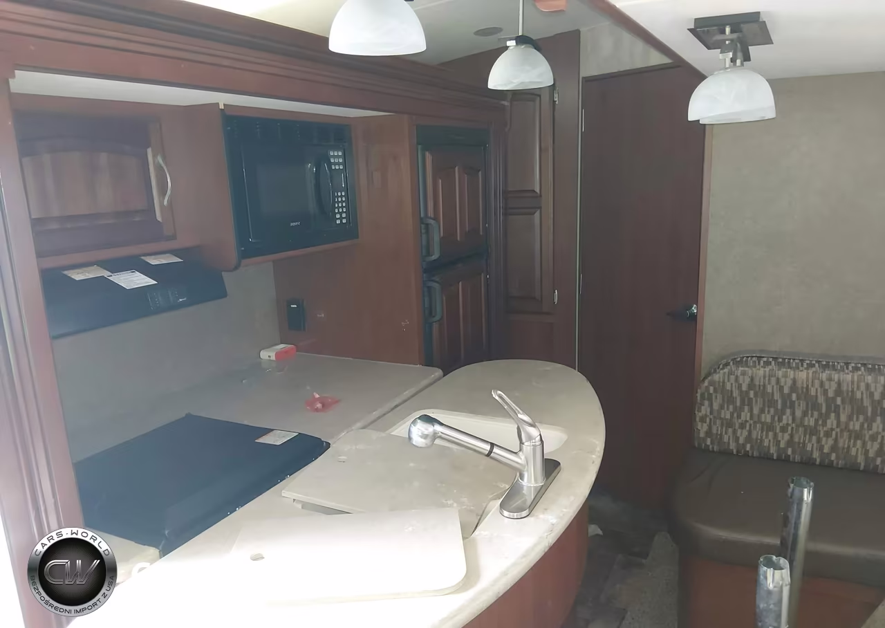 2015 Winnebago Other VIN:54CA11321F1E11224 - 5