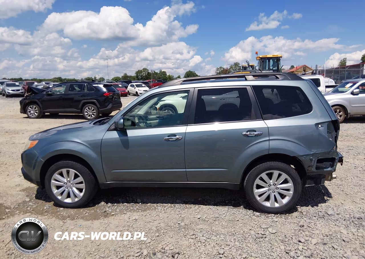 2012 Subaru Forester 2.5X Premium VIN:JF2SHACC9CH468751 - 15