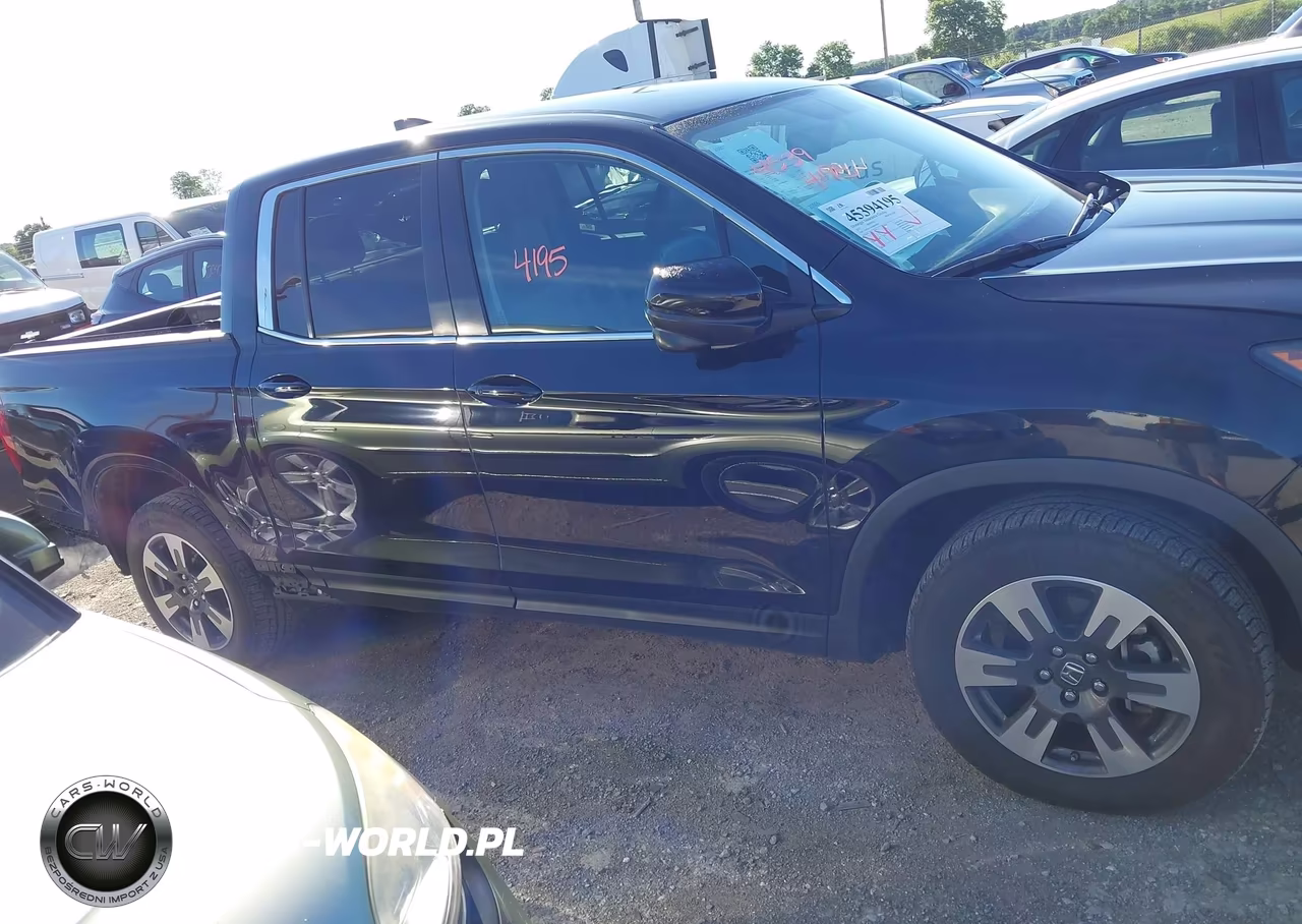 2017 Honda Ridgeline Rtl-T VIN:5FPYK3F62HB019650 - 13
