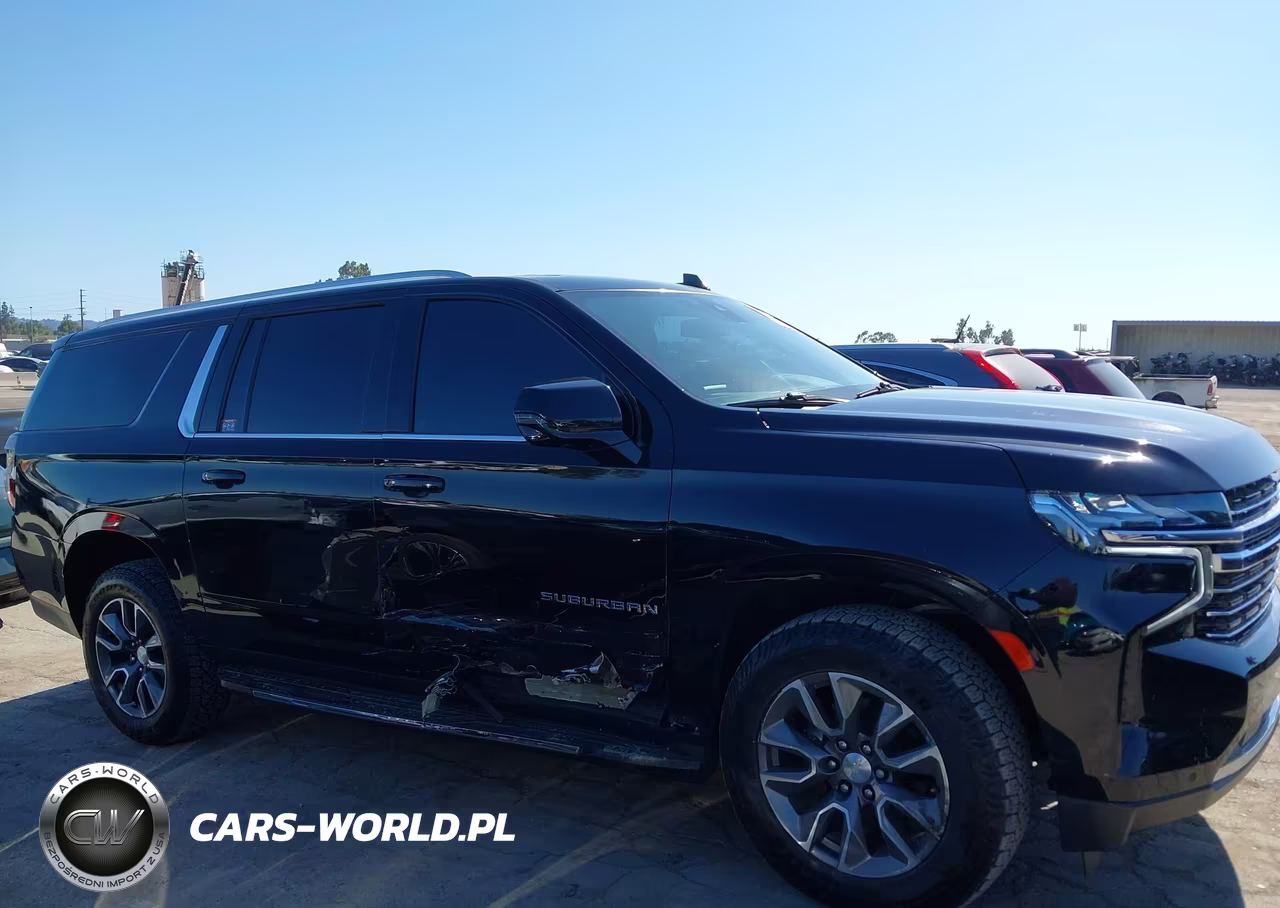 2022 Chevrolet Suburban 2Wd Lt VIN:1GNSCCKT2NR323095 - 13