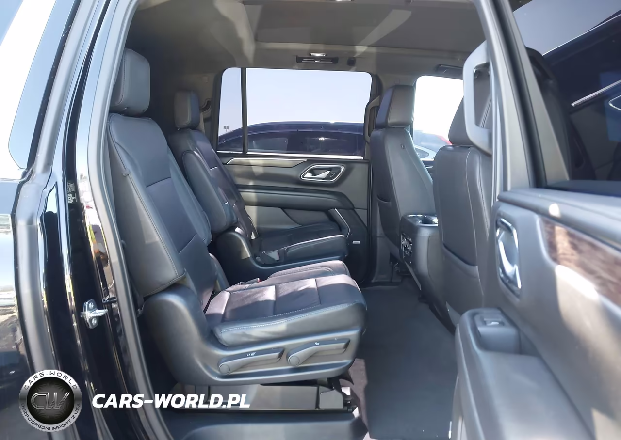 2022 Chevrolet Suburban 2Wd Lt VIN:1GNSCCKT2NR323095 - 8