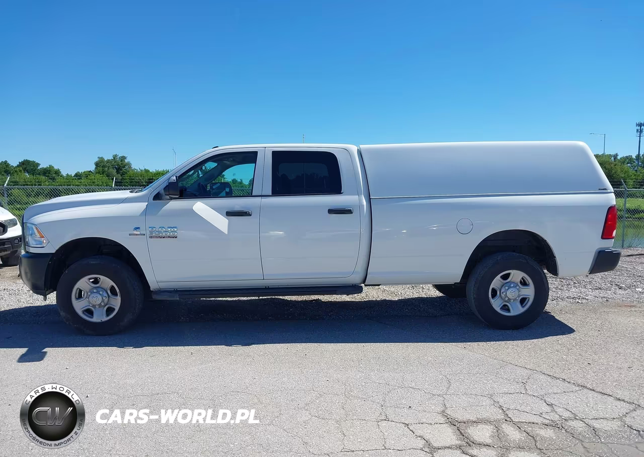2017 Ram 3500 Tradesman 4X4 8' Box VIN:3C63R3GL0HG756009 - 14