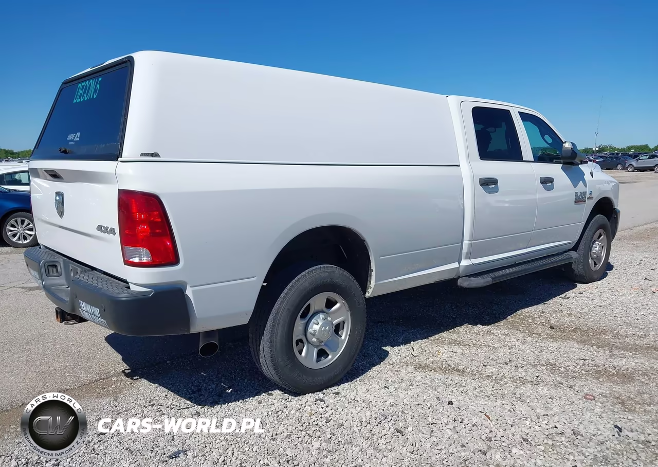 2017 Ram 3500 Tradesman 4X4 8' Box VIN:3C63R3GL0HG756009 - 4