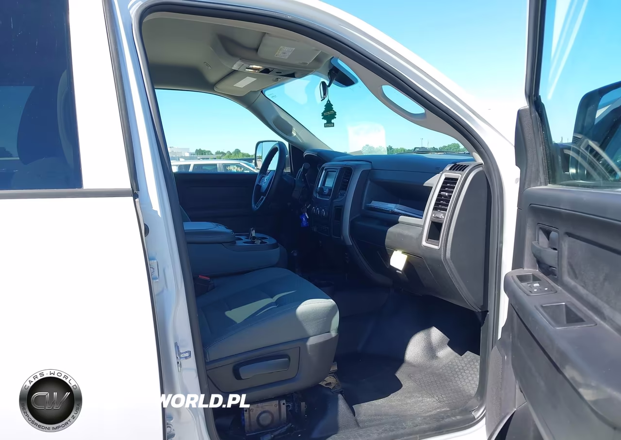 2017 Ram 3500 Tradesman 4X4 8' Box VIN:3C63R3GL0HG756009 - 5