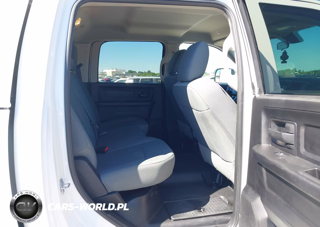 2017 Ram 3500 Tradesman 4X4 8' Box VIN:3C63R3GL0HG756009 - 8