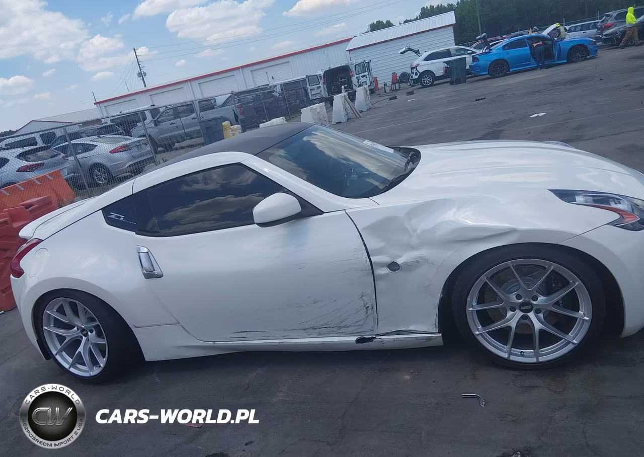 2011 Nissan 370Z VIN:JN1AZ4EH1BM553870 - 13
