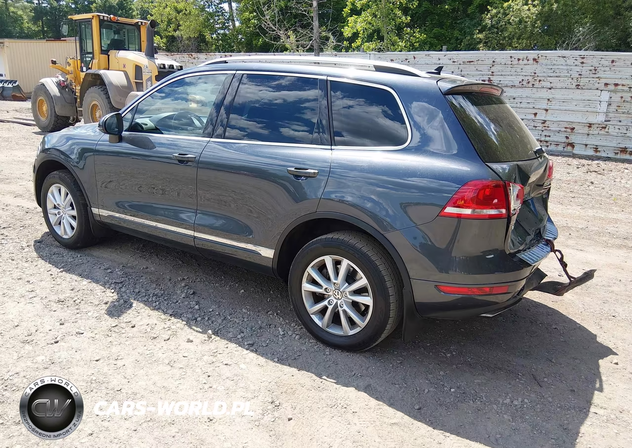 2013 Volkswagen Touareg Vr6 Sport VIN:WVGEF9BP8DD002477 - 3