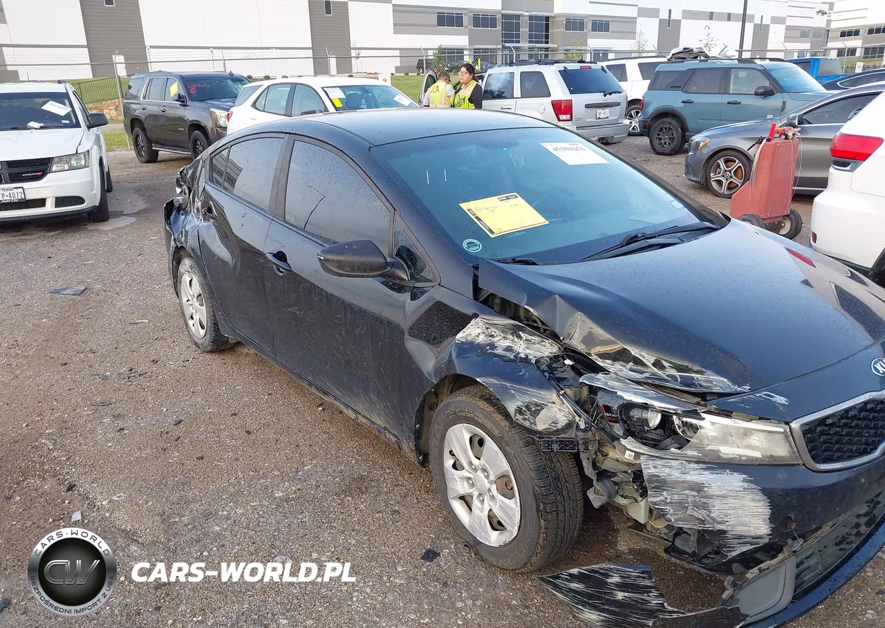 2017 Kia Forte Lx VIN:3KPFK4A78HE077516 - 6