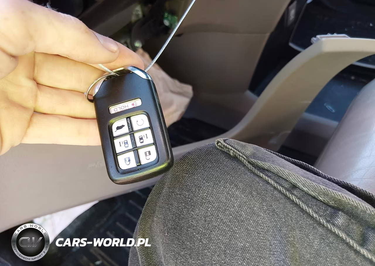 2018 Honda Odyssey Ex-L VIN:5FNRL6H78JB013701 - 11