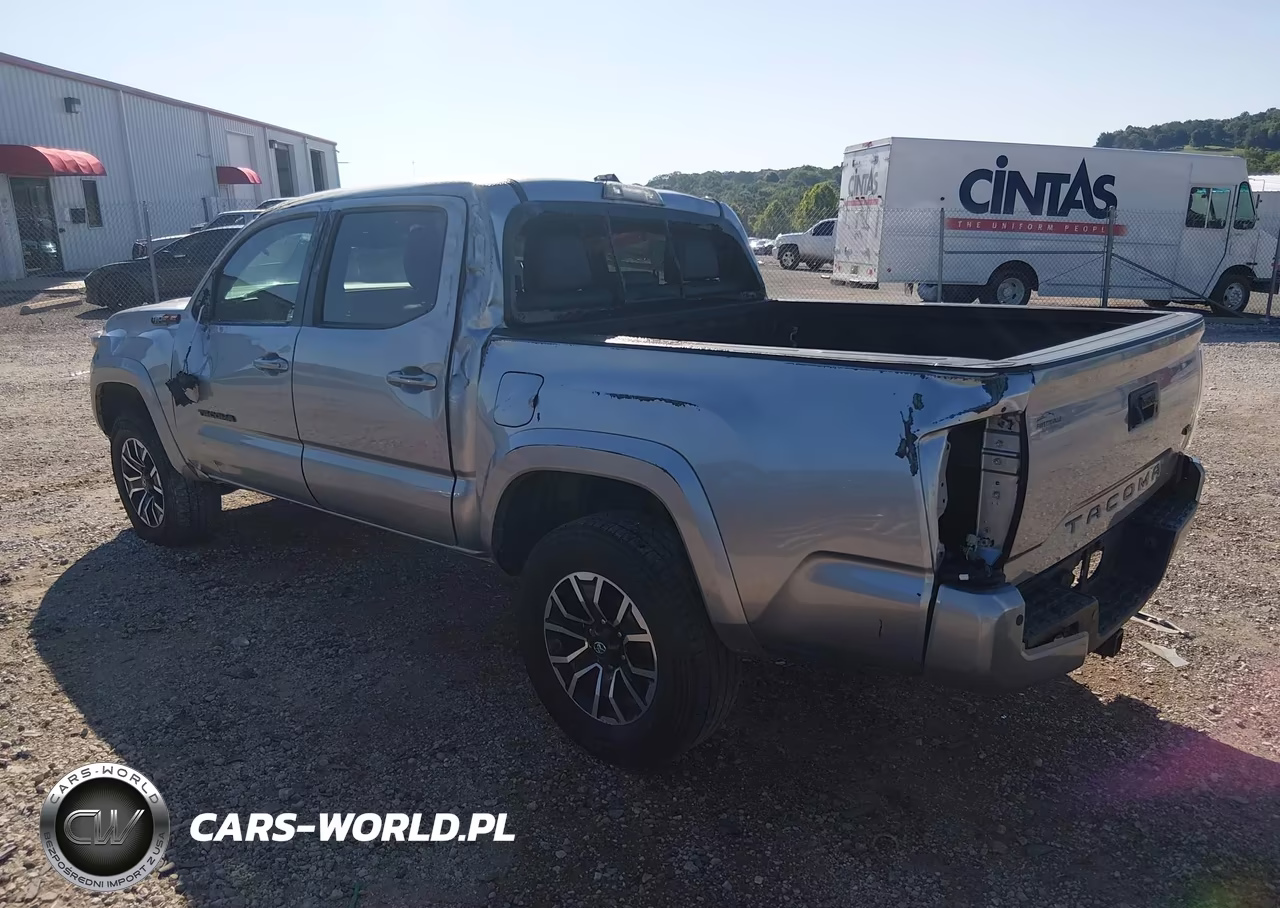 2021 Toyota Tacoma Trd Sport VIN:5TFCZ5AN3MX245141 - 3