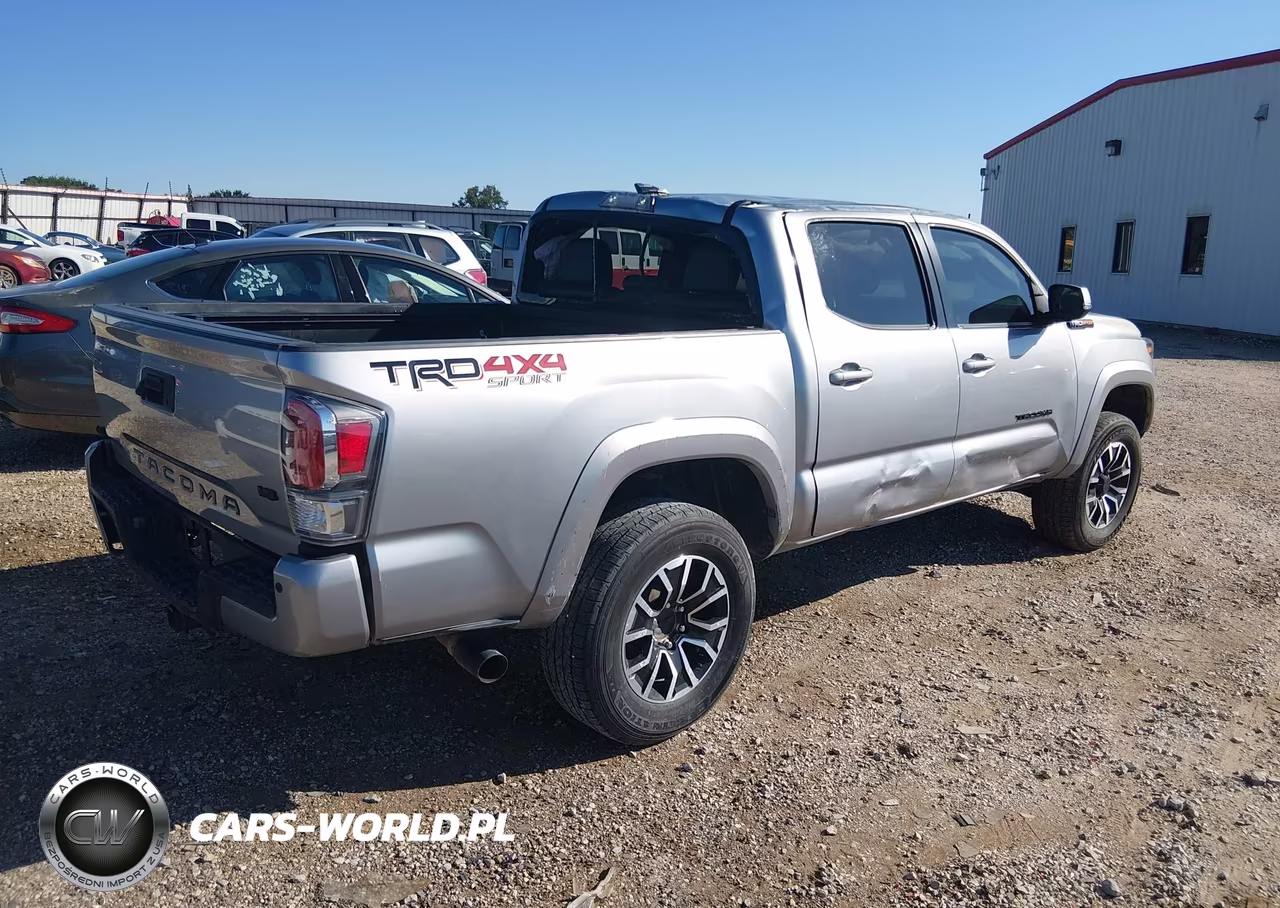 2021 Toyota Tacoma Trd Sport VIN:5TFCZ5AN3MX245141 - 4