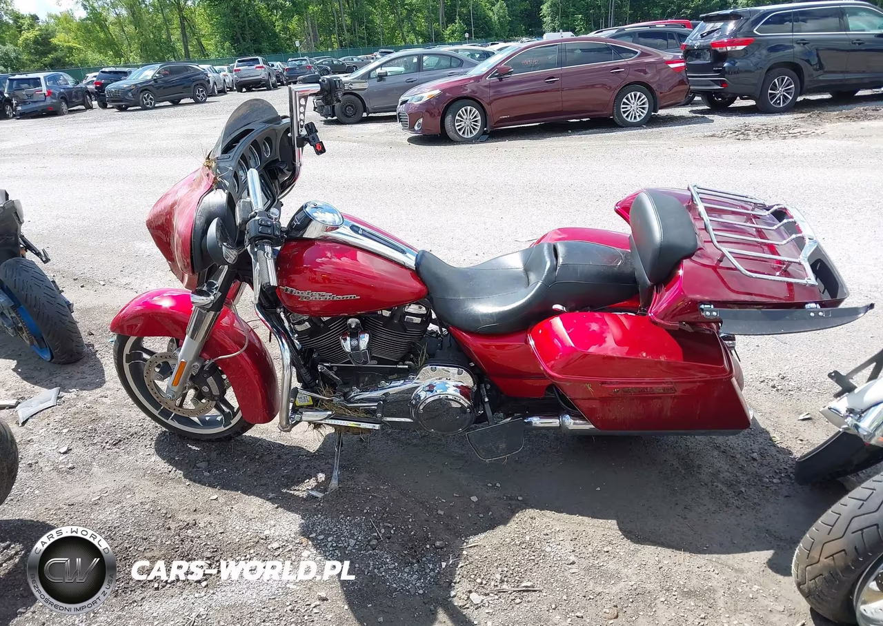 2018 Harley-Davidson Flhx Street Glide VIN:1HD1KBC13JB641436 - 12