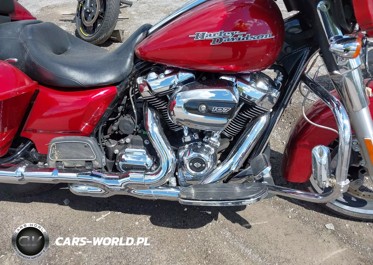 2018 Harley-Davidson Flhx Street Glide VIN:1HD1KBC13JB641436 - 8