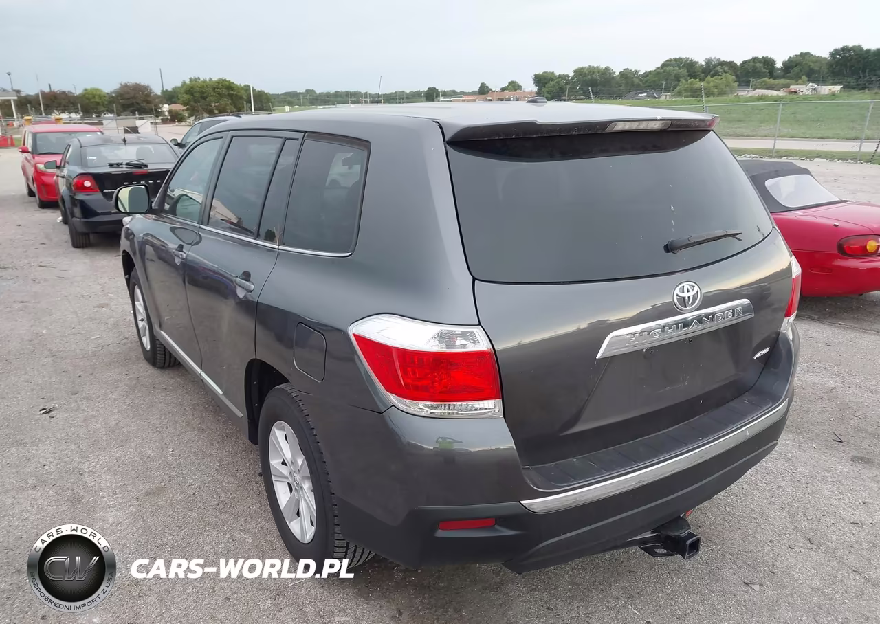 2012 Toyota Highlander Base V6 VIN:5TDBK3EH7CS171302 - 3