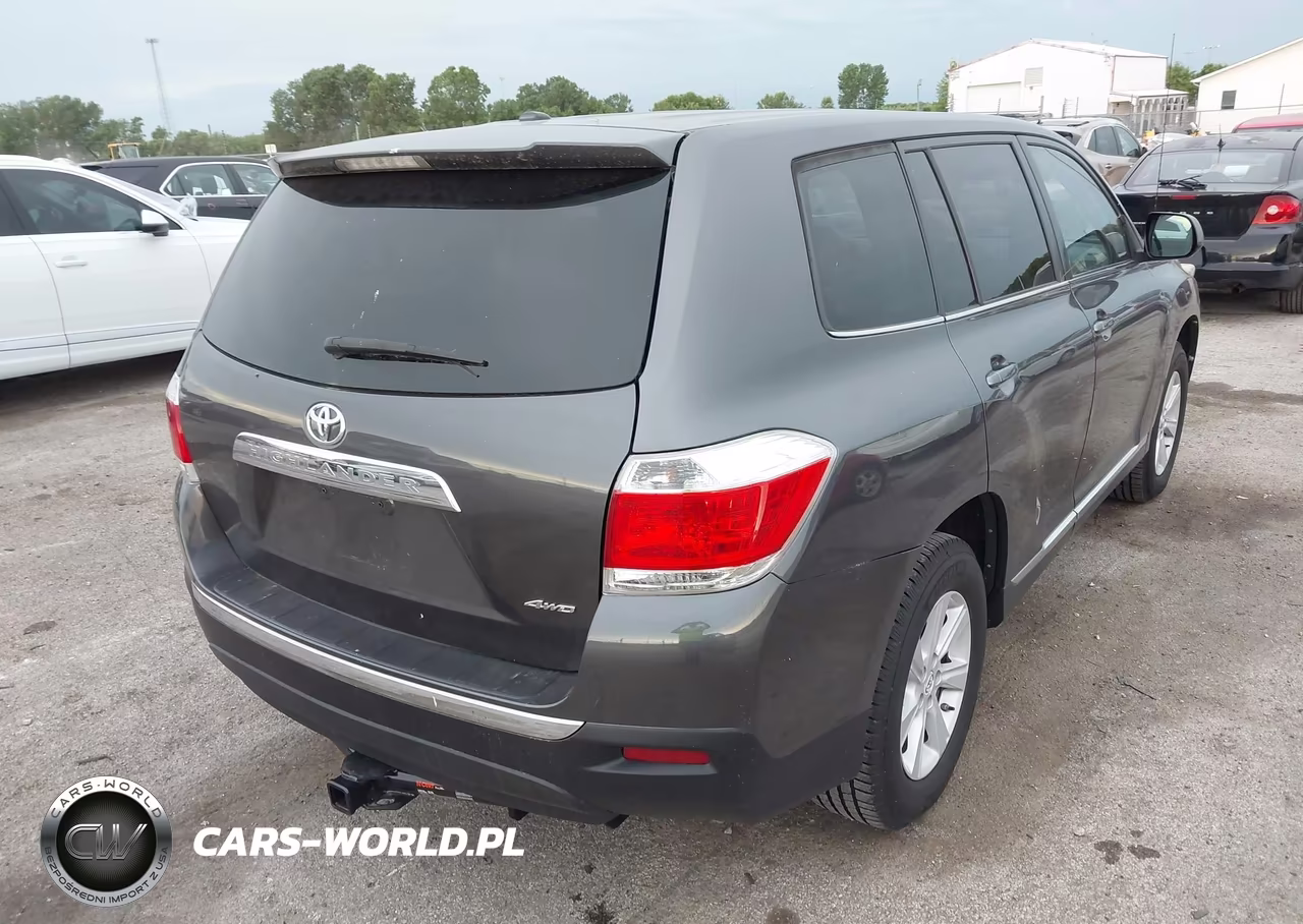 2012 Toyota Highlander Base V6 VIN:5TDBK3EH7CS171302 - 4