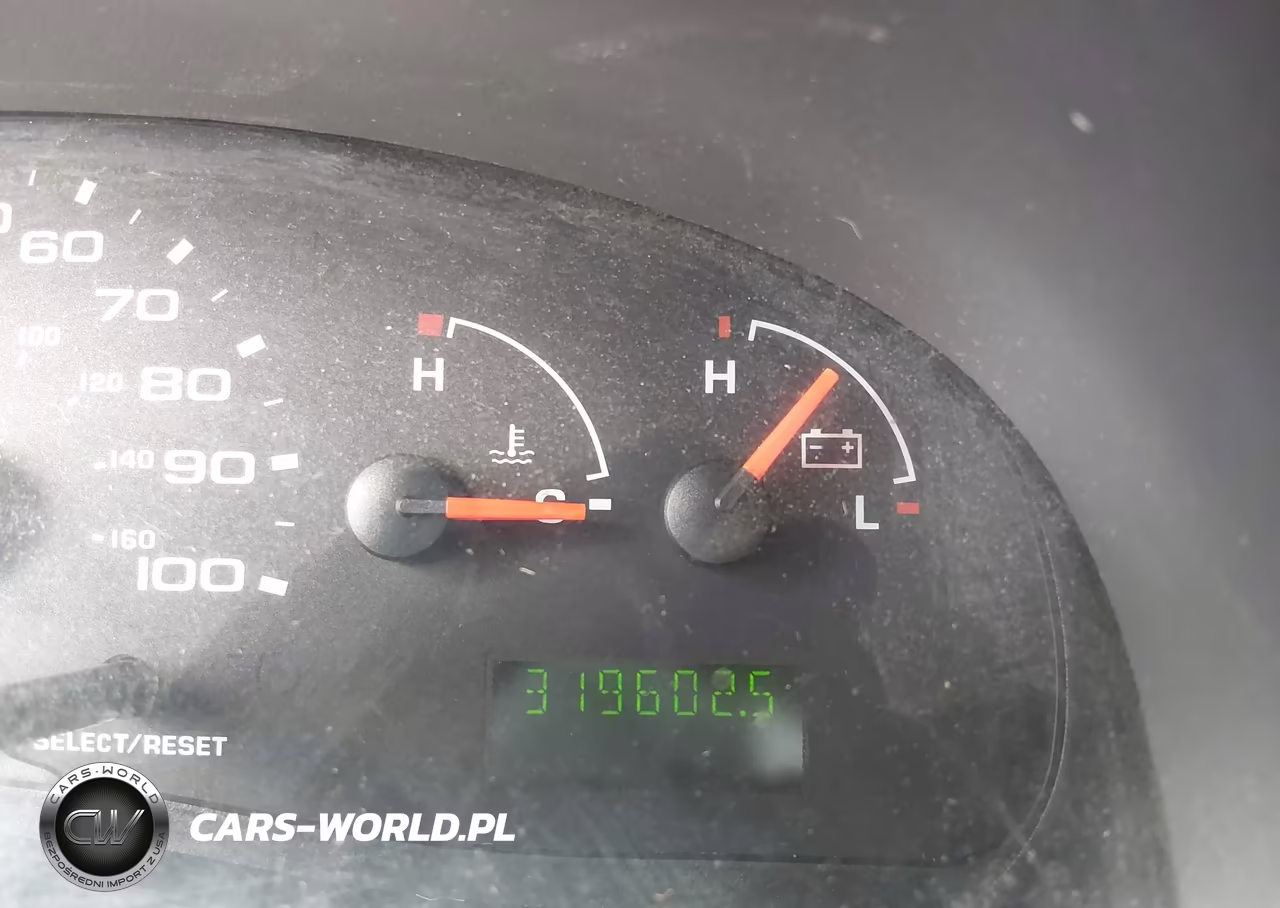 2004 Ford E-250 Recreational VIN:1FDNE24L84HA92372 - 12