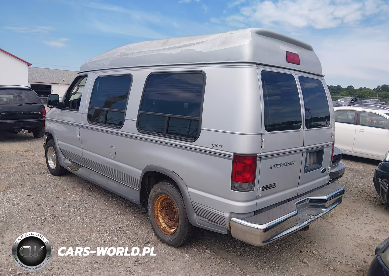 2004 Ford E-250 Recreational VIN:1FDNE24L84HA92372 - 3
